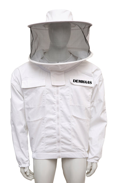 Vorderansicht der bequemen Imkerjacke mit Hut – geeignet für Damen und Herren, mit durchgehendem Reißverschluss.